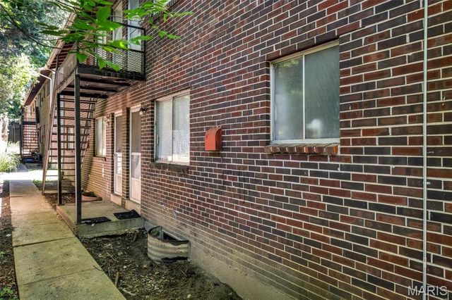 249 Chambers Road, Riverview, MO 63137