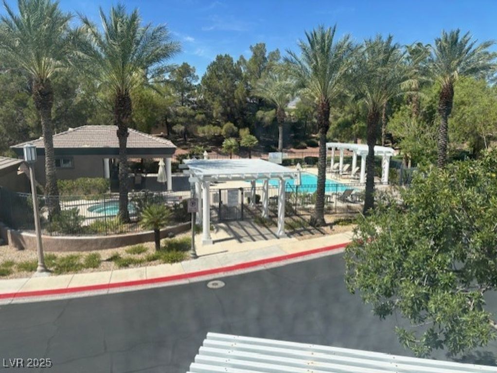 9112 Vista Greens Way 106, Las Vegas, NV 89134