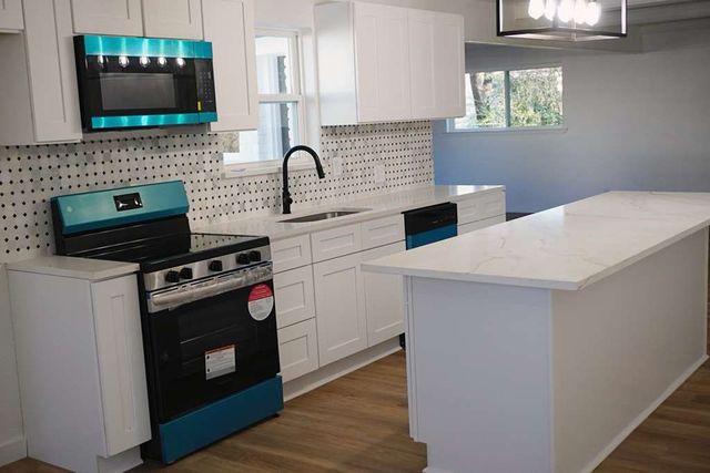 1112 Karla Drive, Hurst, TX 76053