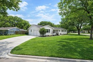 1112 Karla Drive, Hurst, TX 76053