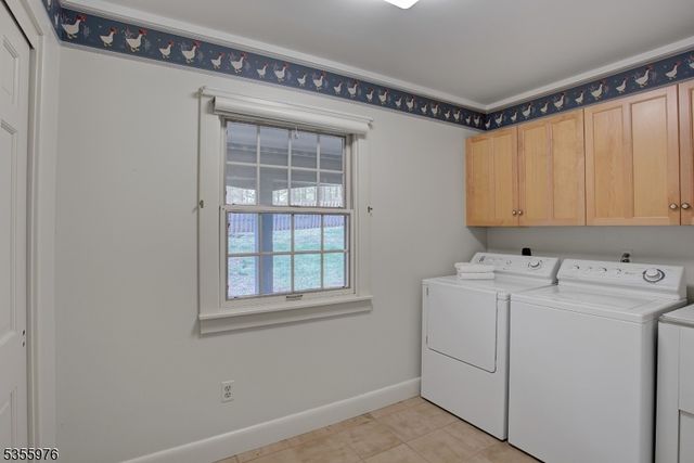 14 William Barnes Road, Raritan Twp., NJ 08822