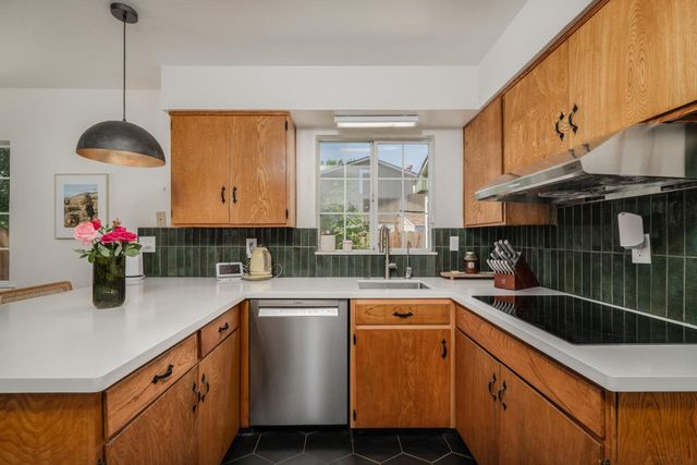 6229 Wildomar Way, Carmichael, CA 95608
