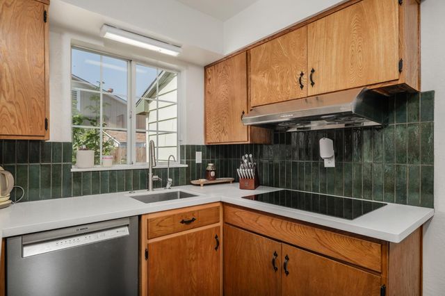 6229 Wildomar Way, Carmichael, CA 95608