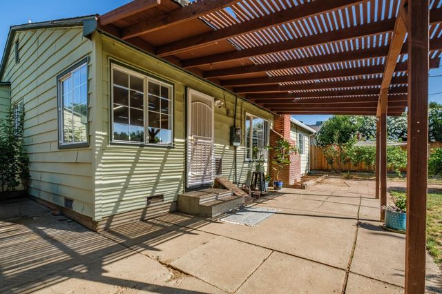 6229 Wildomar Way, Carmichael, CA 95608