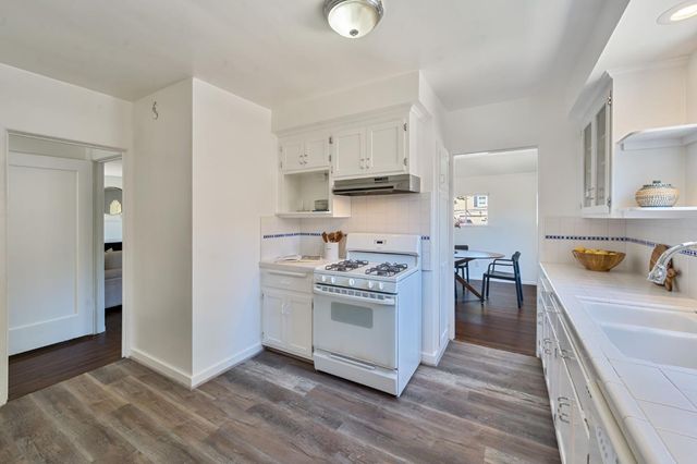 2565 14th St, Sacramento, CA 95818