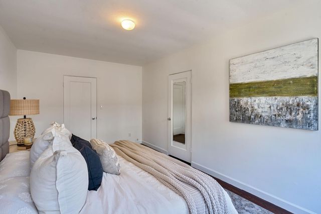 2565 14th St, Sacramento, CA 95818