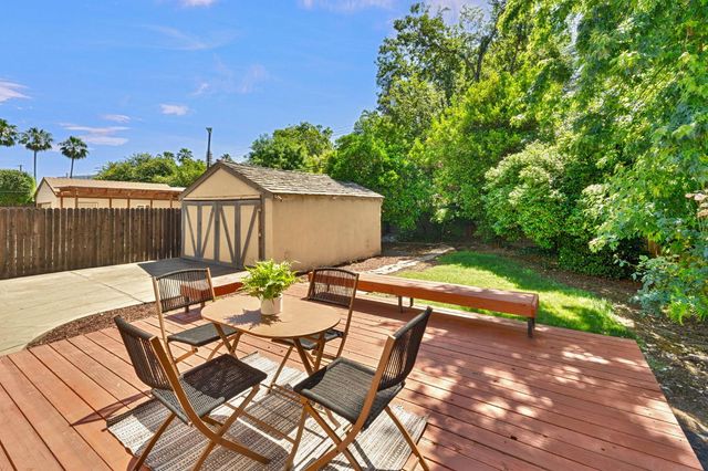 2565 14th St, Sacramento, CA 95818