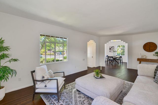 2565 14th St, Sacramento, CA 95818