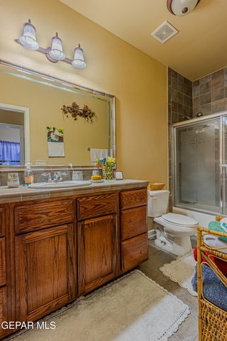 500 GINA VEGA Drive, Canutillo, TX 79835