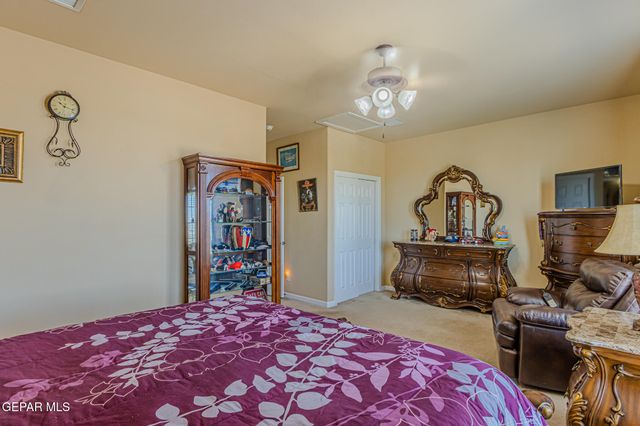 500 GINA VEGA Drive, Canutillo, TX 79835