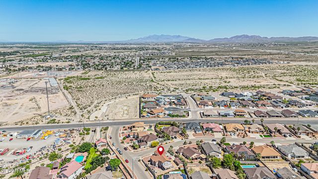 500 GINA VEGA Drive, Canutillo, TX 79835