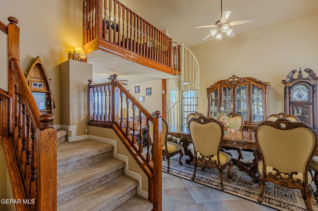 500 GINA VEGA Drive, Canutillo, TX 79835