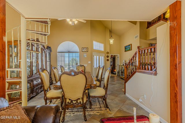 500 GINA VEGA Drive, Canutillo, TX 79835
