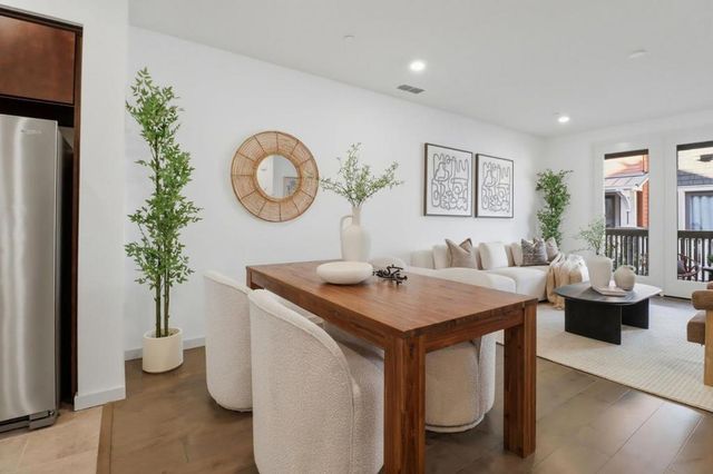 537 San Lorenzo Terrace 2, Sunnyvale, CA 94085