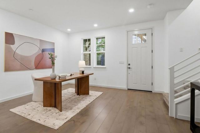 537 San Lorenzo Terrace 2, Sunnyvale, CA 94085