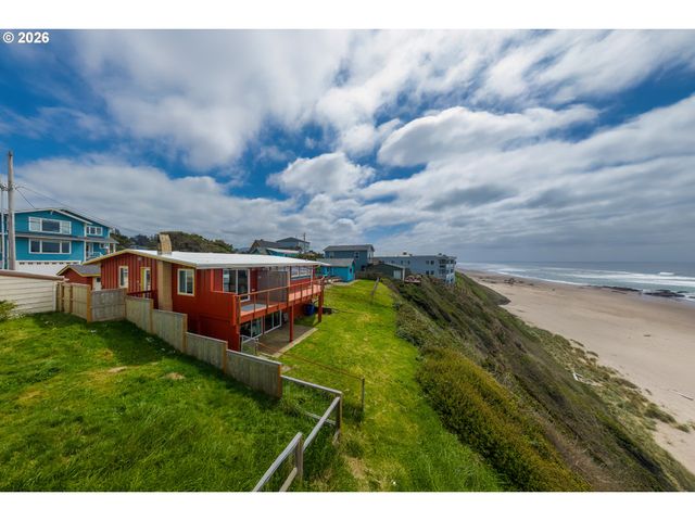 1923 Nw HARBOR Ave, Lincoln City, OR 97367