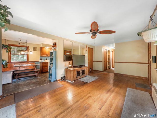889 Benham Street, Hamden, CT 06514