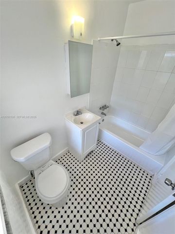 710 NE 85th St 14, Miami, FL 33138