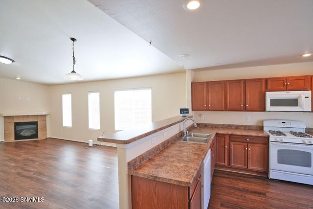 4685 Salado Creek Street, Las Cruces, NM 88012