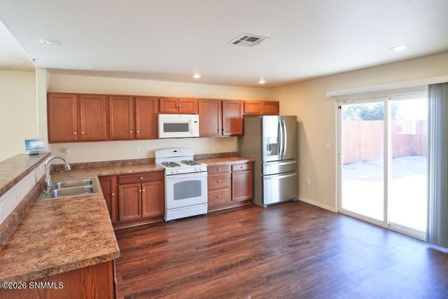 4685 Salado Creek Street, Las Cruces, NM 88012