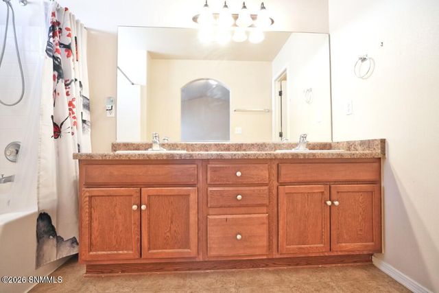 4685 Salado Creek Street, Las Cruces, NM 88012