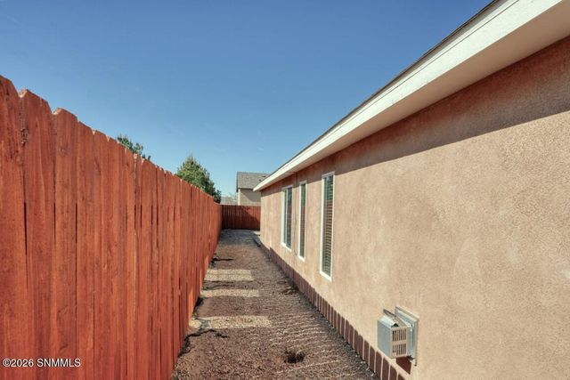 4685 Salado Creek Street, Las Cruces, NM 88012