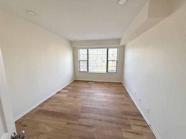 171 N Clare Court, Wood Dale, IL 60191