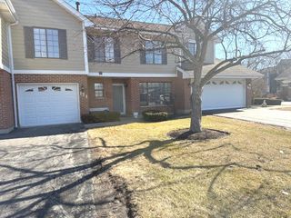 171 N Clare Court, Wood Dale, IL 60191