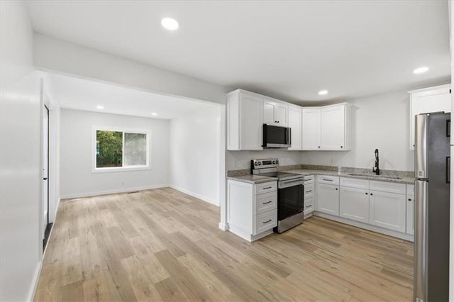 911 Bomar Street, La Fayette, GA 30728