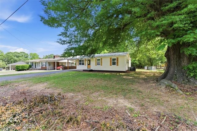 911 Bomar Street, La Fayette, GA 30728