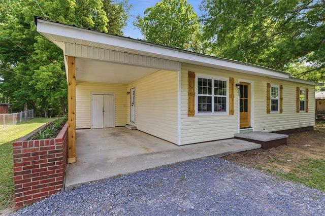 911 Bomar Street, La Fayette, GA 30728