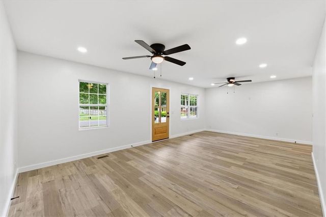 911 Bomar Street, La Fayette, GA 30728