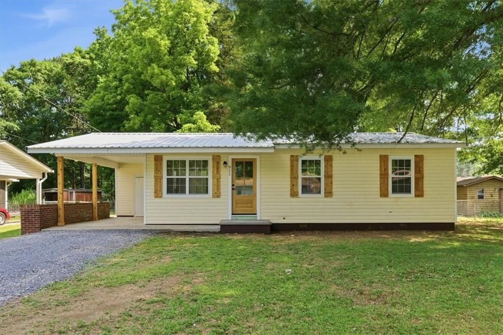 911 Bomar Street, La Fayette, GA 30728