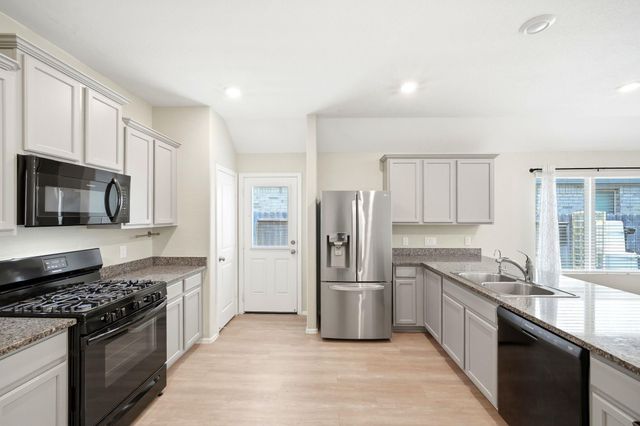 18463 Running Shadow Court, Hockley, TX 77447