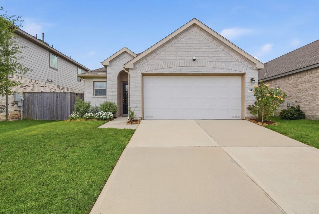 18463 Running Shadow Court, Hockley, TX 77447