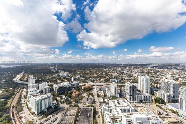 60 SW 13th St 4613, Miami, FL 33130