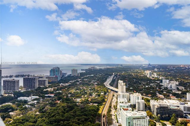 60 SW 13th St 4613, Miami, FL 33130