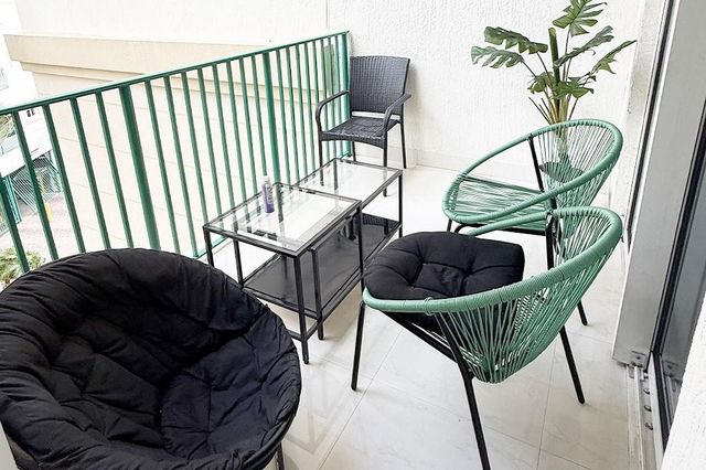 19900 E Country Club Drive 418, Miami, FL 33180