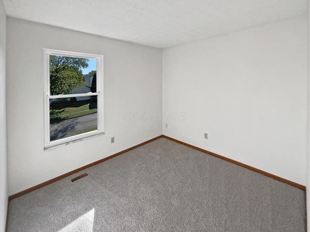 6800 Barker Drive, Canal Winchester, OH 43110