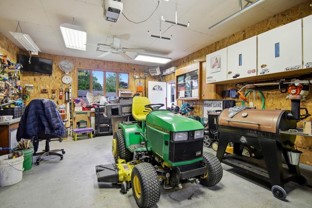 2000 9th Street SW, Austin, MN 55912