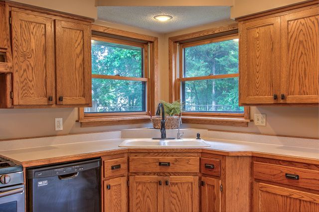 2850 Holly Street S, Cambridge, MN 55008