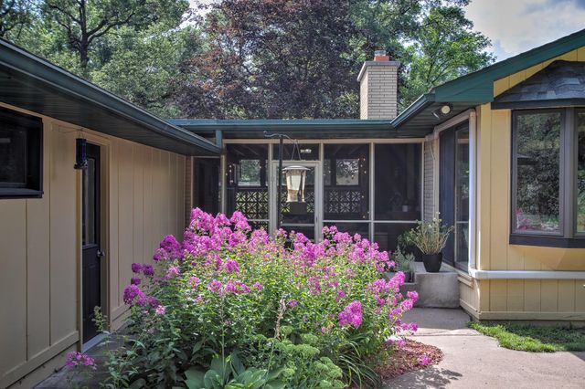 2850 Holly Street S, Cambridge, MN 55008