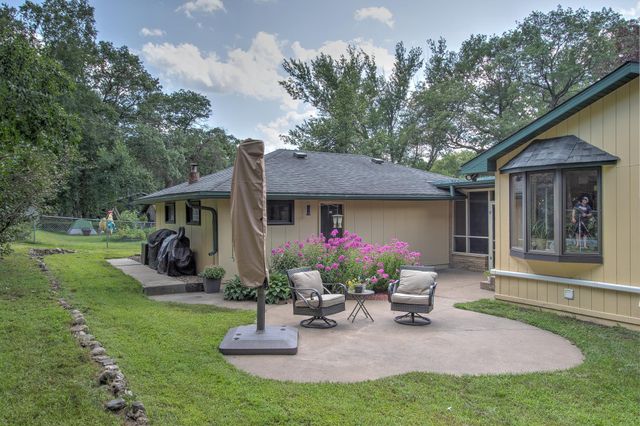 2850 Holly Street S, Cambridge, MN 55008