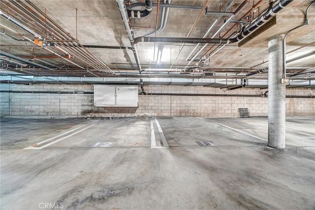 1516 Pacific Coast Highway 103, Huntington Beach, CA 92648