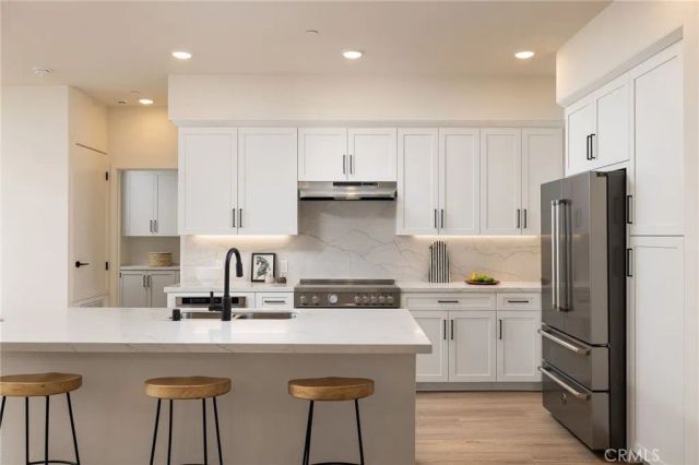 414 Main St. 410, Huntington Beach, CA 92648