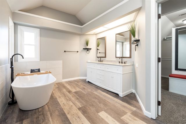 4103 N Tara Cir, Wichita, KS 67226