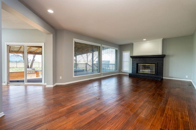 4103 N Tara Cir, Wichita, KS 67226