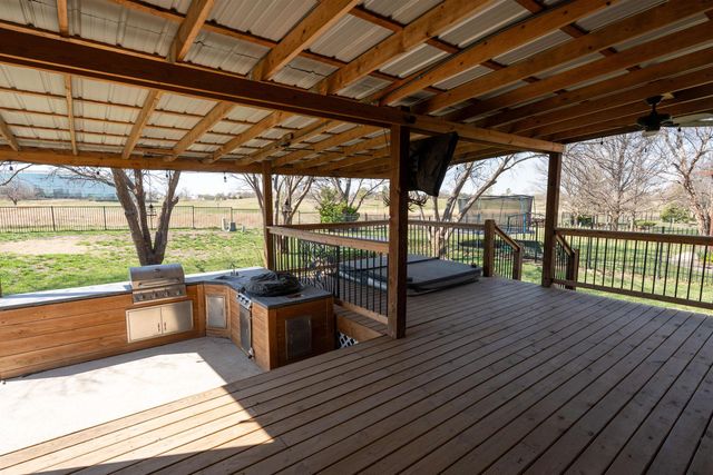 4103 N Tara Cir, Wichita, KS 67226