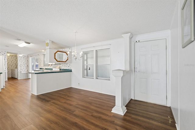 6710 36TH AVENUE E 282, Palmetto, FL 34221