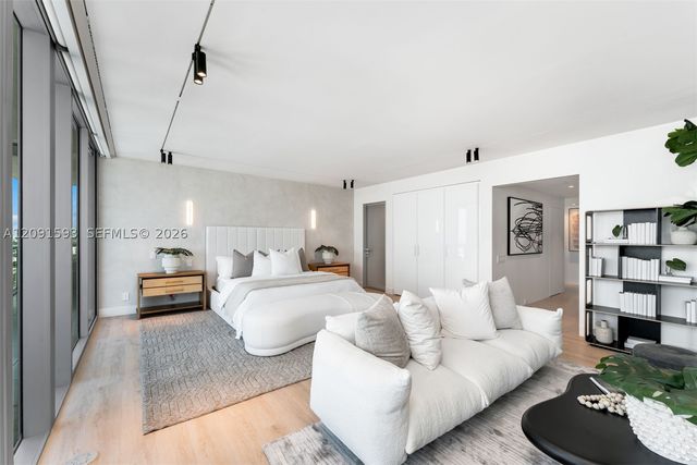 6799 Collins Ave LPH02, Miami Beach, FL 33141